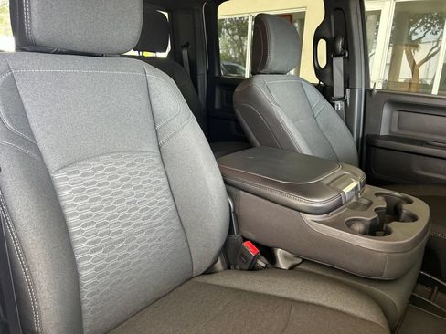 Used 2025 RAM 2500 Tradesman AWD/4WD image 26