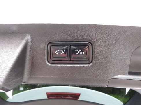 Used 2023 Kia Telluride EX w/ EX Captain's Chair Package AWD/4WD image 19