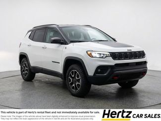 Used 2025 Jeep Compass Trailhawk AWD/4WD video 1