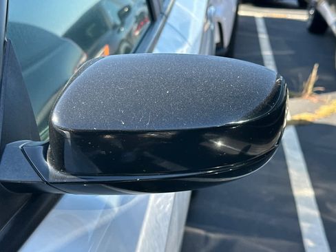 Used 2017 Dodge Charger SE w/ Blacktop Package RWD image 20