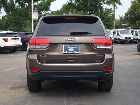 Used 2017 Jeep Grand Cherokee Limited AWD/4WD image 5