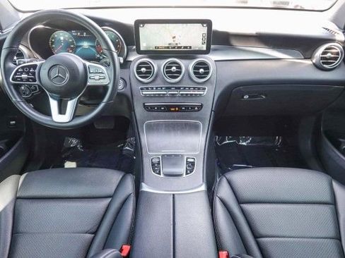 Used 2022 Mercedes-Benz GLC 300 image 12