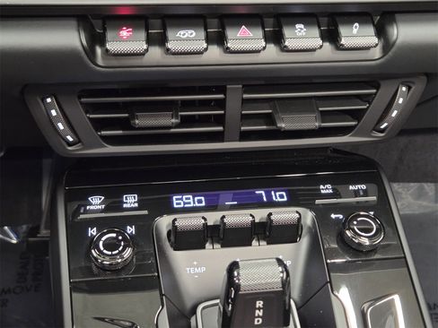 Used 2026 Porsche 911 Carrera 4 GTS image 20