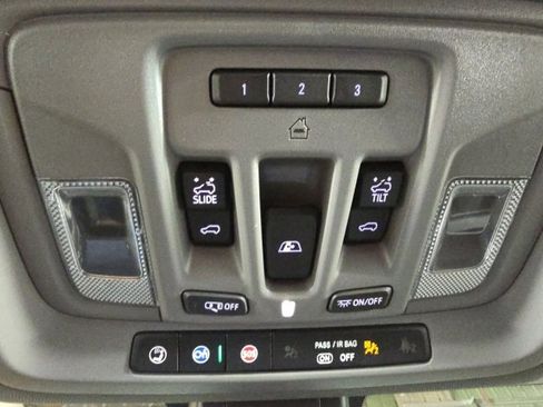 Used 2022 GMC Sierra 2500 Denali w/ Denali Ultimate Package image 26