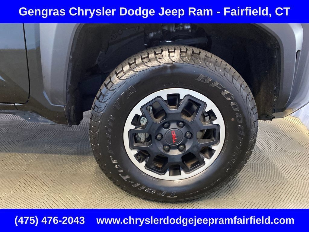 Used 2024 Toyota Tacoma TRD Off-Road AWD/4WD image 44