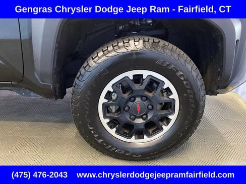 Used 2024 Toyota Tacoma TRD Off-Road AWD/4WD image 44