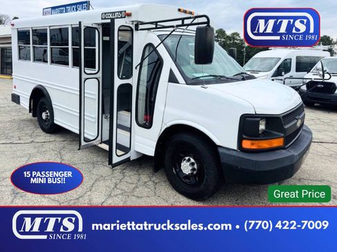 Used 2007 Chevrolet Express 3500 w/ School Bus Package RWD image 1