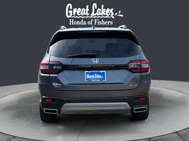 Used 2025 Honda Pilot Elite image 4