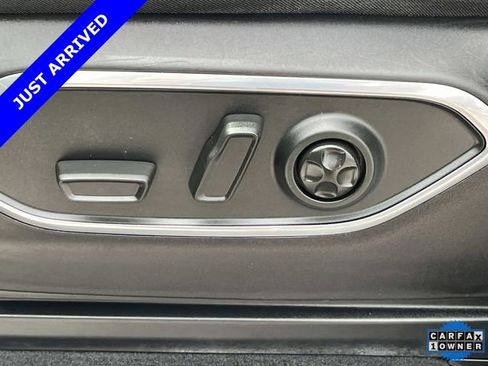 Certified 2024 Jeep Wagoneer Series II w/ Convenience Group I AWD/4WD image 29