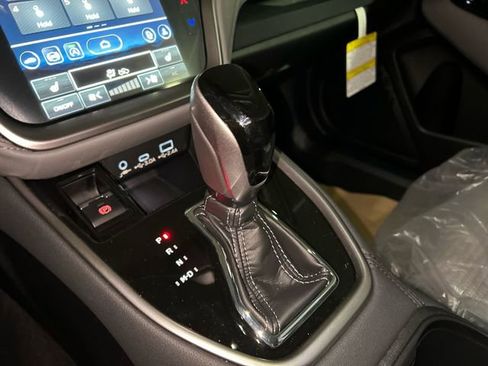 New 2025 Subaru Outback Premium image 18