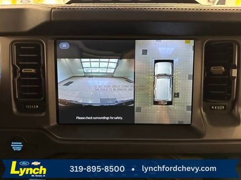 New 2025 Ford Bronco Badlands image 5