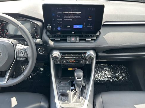Used 2025 Toyota RAV4 XLE Premium w/ Weather Package AWD/4WD image 15