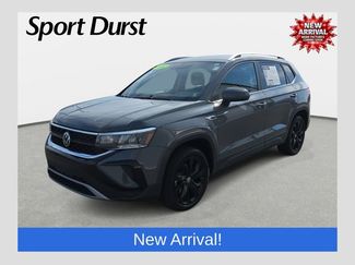 Used 2022 Volkswagen Taos SE video 1