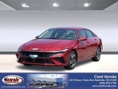 Used 2025 Hyundai Elantra SEL FWD image 1