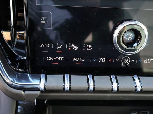 New 2026 GMC Yukon XL AT4 w/ AT4 Premium Plus Package AWD/4WD image 35