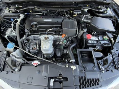 Used 2017 Honda Accord EX-L image 29
