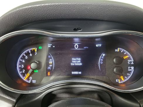 Used 2018 Jeep Grand Cherokee Altitude AWD/4WD image 25