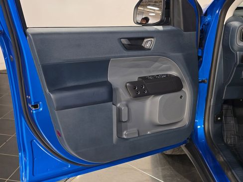 New 2025 Ford Maverick Lariat w/ Black Appearance Package image 16