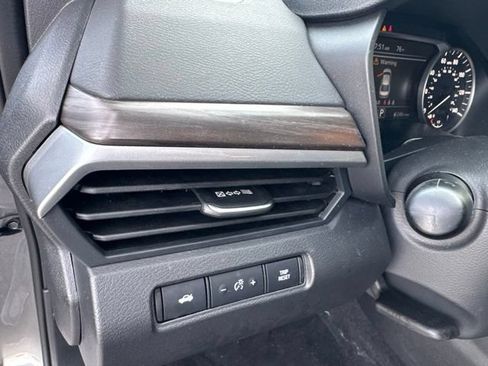 Used 2025 Nissan Altima 2.5 SV FWD image 18