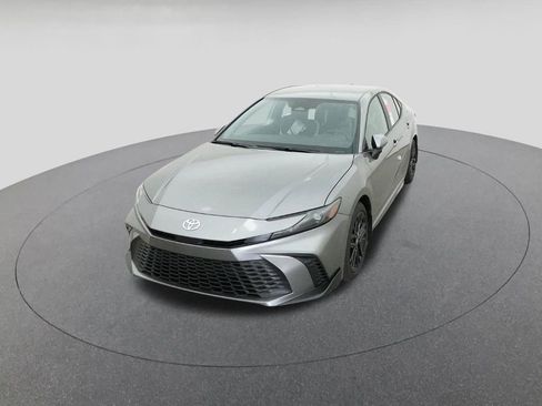 New 2026 Toyota Camry SE image 16