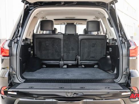 Used 2021 Lexus LX 570 4WD w/ Luxury Package image 77