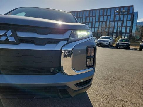 Used 2022 Mitsubishi Outlander Sport ES image 10