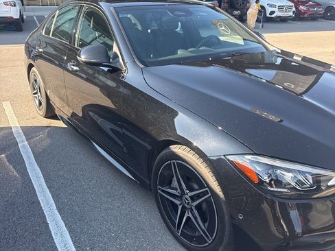 Used 2023 Mercedes-Benz C 300 4MATIC Sedan image 5