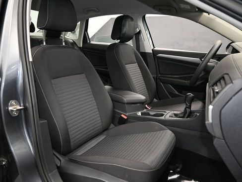 Used 2023 Volkswagen Jetta S image 39