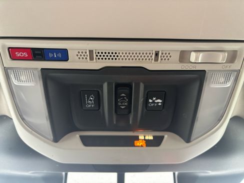 Used 2022 Subaru Forester Limited w/ Popular Package #3 image 30