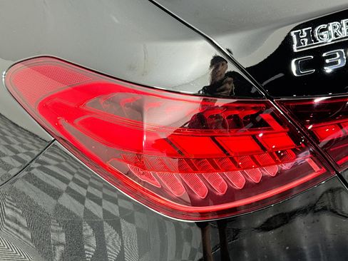 Used 2025 Mercedes-Benz C 300 Sedan image 34