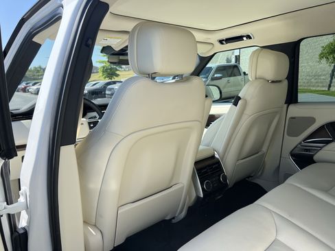 Certified 2024 Land Rover Range Rover SE AWD/4WD image 34