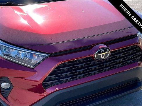 Used 2021 Toyota RAV4 XLE image 31