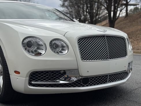 Used 2016 Bentley Flying Spur V8 image 7