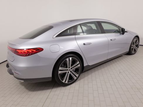 Used 2023 Mercedes-Benz EQS 450+ 4MATIC Sedan image 10