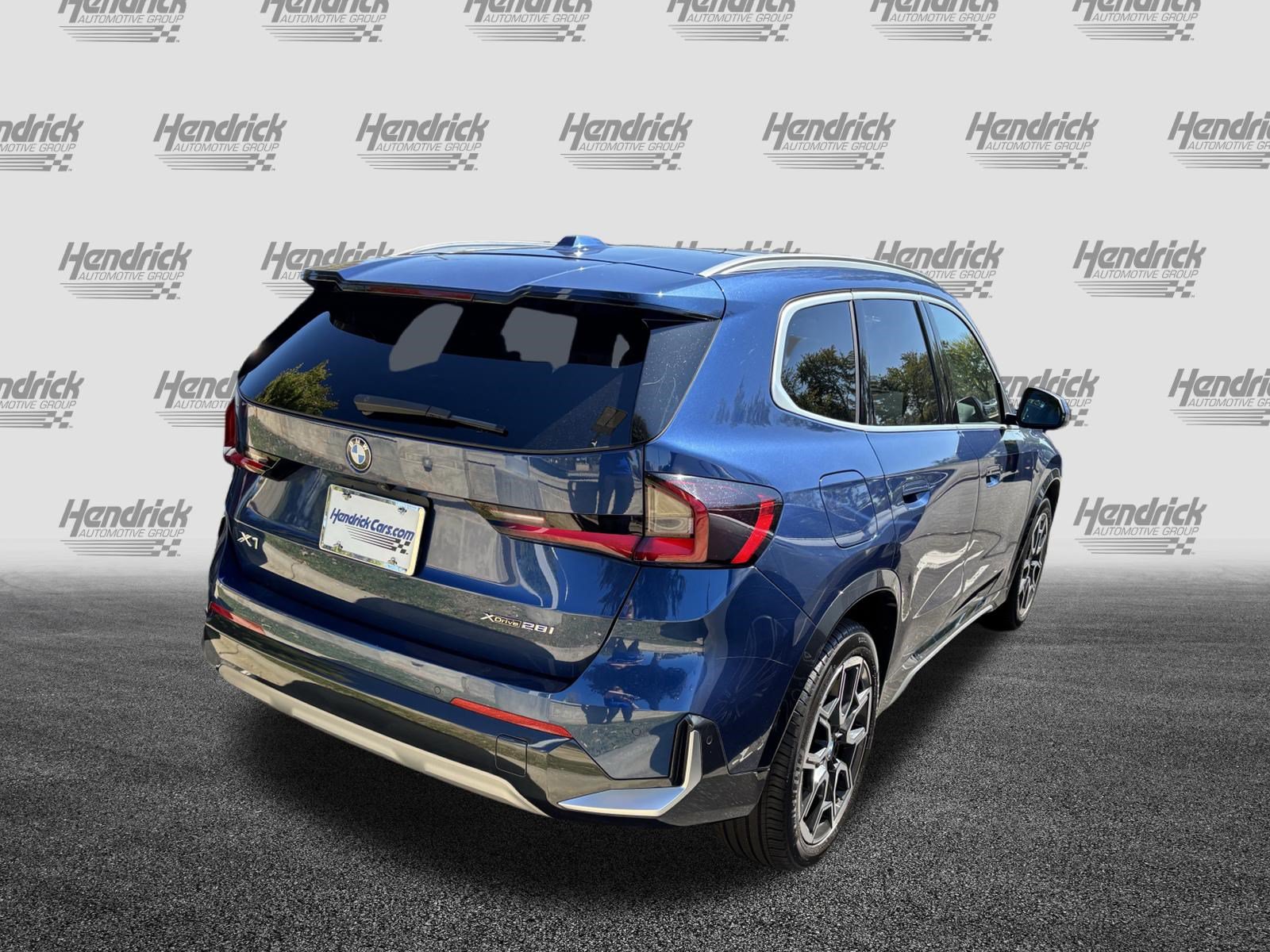 Certified 2025 BMW X1 xDrive28i AWD/4WD image 11