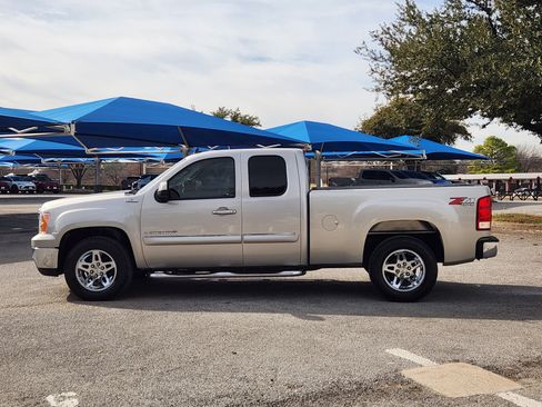 Used 2008 GMC Sierra 1500 SLT w/ All-Terrain Package image 4