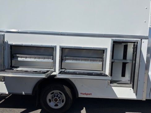 New 2025 GMC Savana 3500 w/ Power Convenience Package image 3