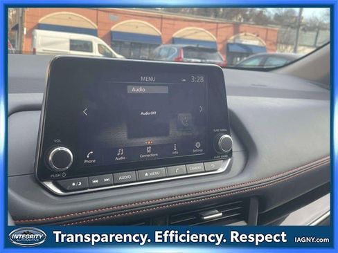 Used 2025 Nissan Rogue SV w/ Rock Creek Premium Package image 28