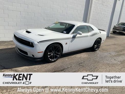 Used 2021 Dodge Challenger R/T Scat Pack w/ Driver Convenience Group image 31