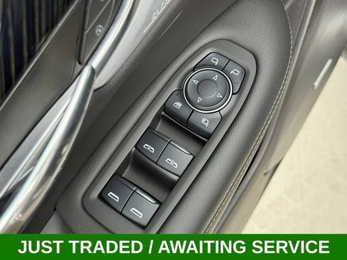 Used 2023 Cadillac XT6 Premium Luxury w/ Technology Package AWD/4WD image 15