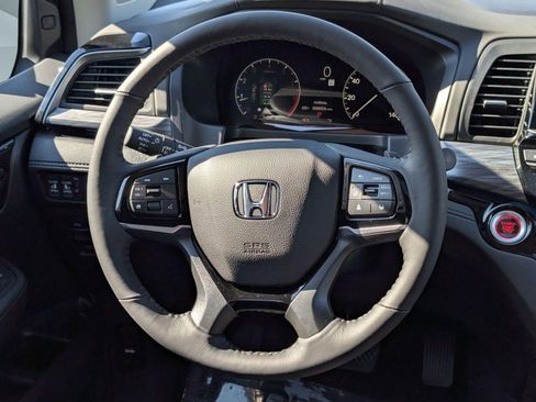 New 2026 Honda Odyssey Elite image 18