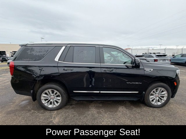 Used 2023 GMC Yukon SLT w/ SLT Luxury Package AWD/4WD image 6