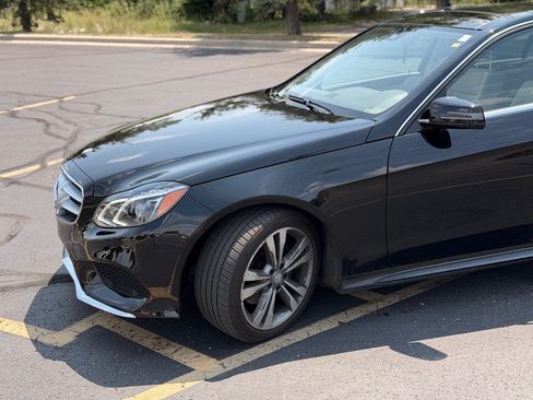 Used 2015 Mercedes-Benz E 350 4MATIC Sedan image 9