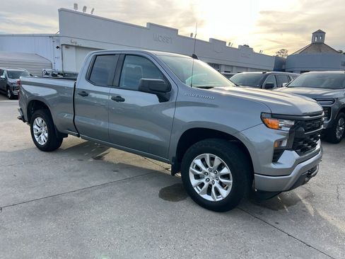 Certified 2024 Chevrolet Silverado 1500 Custom image 10