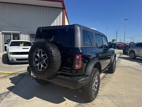 Used 2023 Ford Bronco Badlands image 7