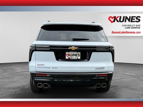 Used 2026 Chevrolet Traverse High Country AWD/4WD image 8