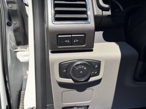 Used 2017 Ford F250 XLT AWD/4WD image 17