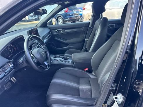 Used 2022 Honda Civic Sport image 3