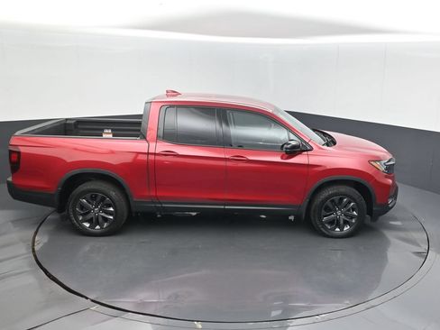Used 2025 Honda Ridgeline Sport image 14