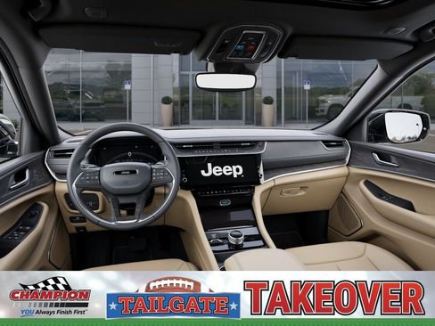 New 2026 Jeep Grand Cherokee Limited w/ Limited Altitude Package AWD/4WD image 14